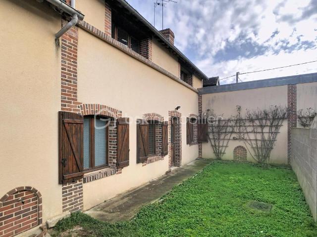 Maison vente à Montargis, Douchy
