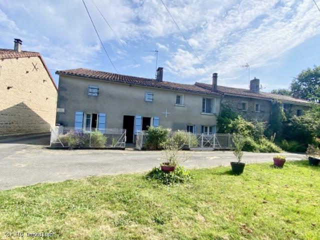 Maison vente à Confolens, Champagne-mouton