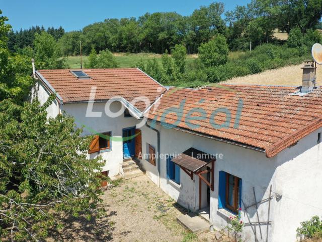 Maison vente à Roanne, Saint-cyr-de-valorges