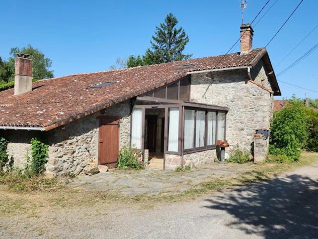Maison vente à Confolens, Saulgond