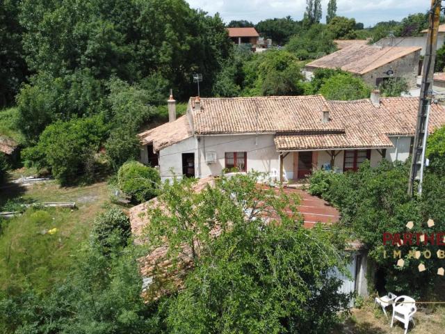 Maison vente à Parthenay, La Peyratte