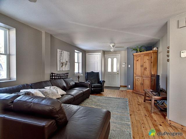 House for sale in Saint-étienne-de-bolton