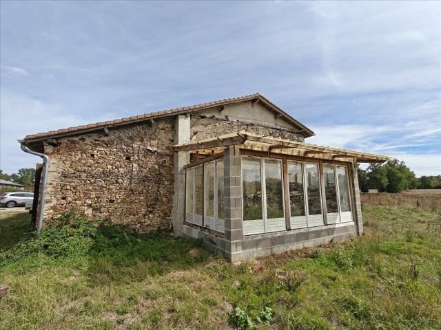 Maison vente à Gajoubert