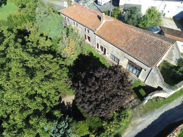 Maison vente à Confolens, Villefagnan