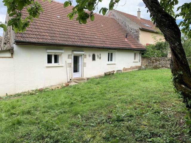 Maison vente à Clamecy, Nuars