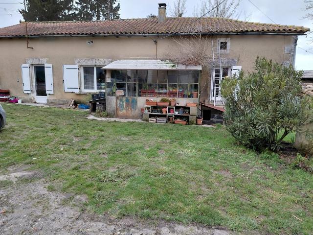 Maison vente à Angoulême, Châtignac