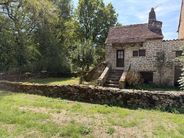 Maison vente à Frespech, Laramière