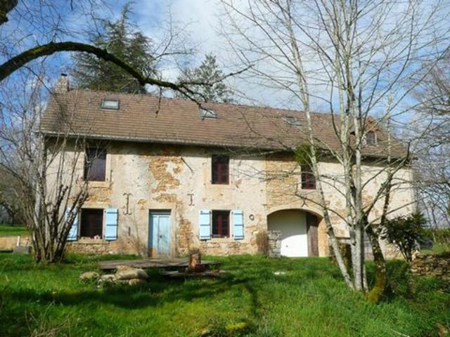 Maison vente à Villefranche-de-Rouergue, Vailhourles