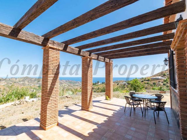 Casa en alquiler en Torrox Park, Torrox