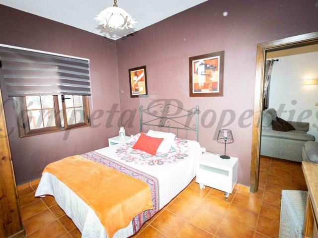 Casa en alquiler en Los Llanos, Torrox