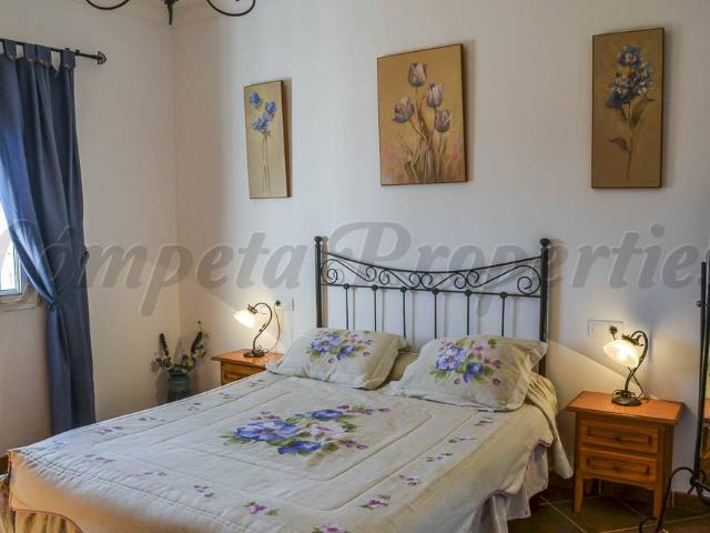 Casa en alquiler en Los Llanos, Torrox