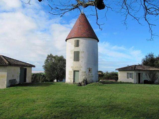 Maison vente à Saintes, Mortagne-sur-gironde