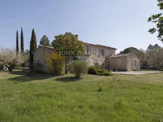 Maison vente à Apt, Ménerbes