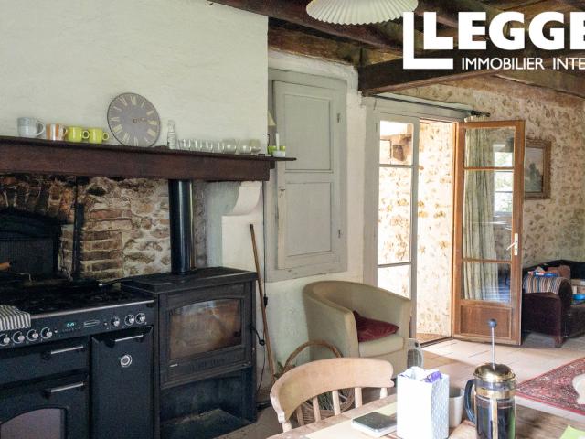 Maison vente à Confolens, Pressignac