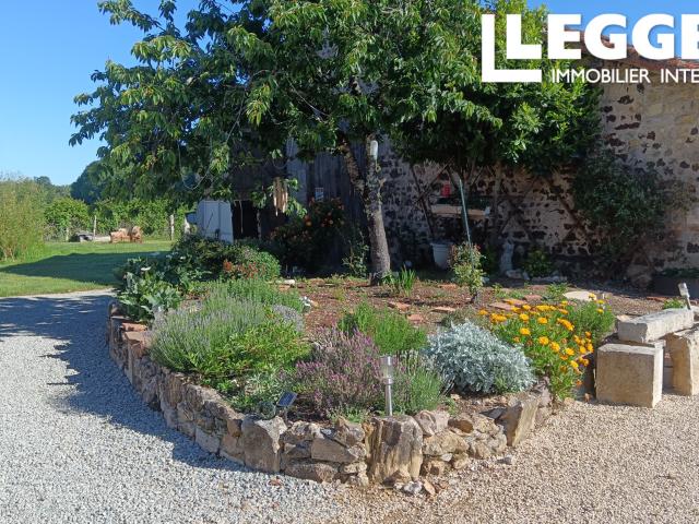 Maison vente à Confolens, Epenède