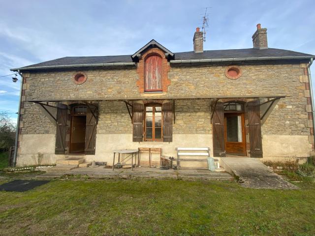 Maison vente à Château-Chinon (Ville), Cercy-la-tour