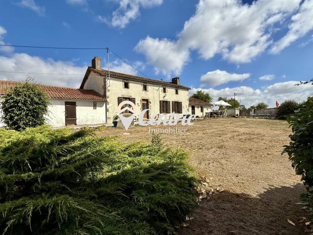 Maison vente à Bressuire, Boismé