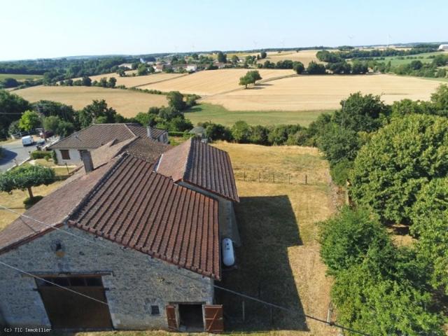 Maison vente à Confolens, Ruffec
