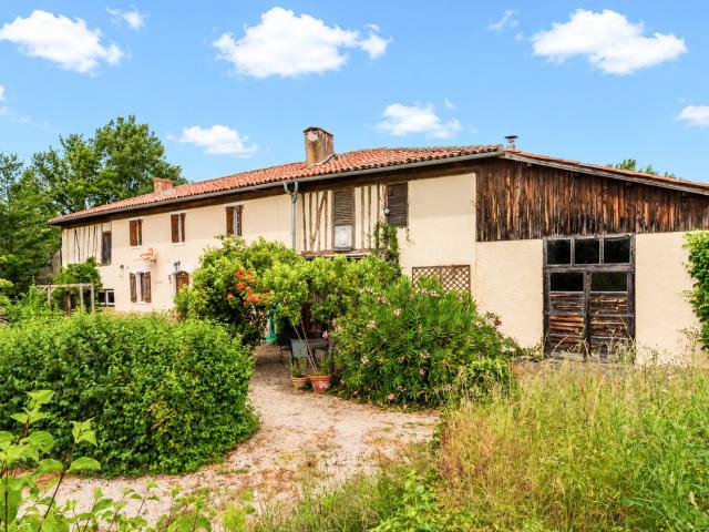 Maison vente à Saint-Gaudens, Charlas