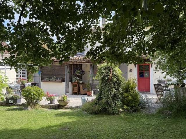 Maison vente à Combiers, Charente