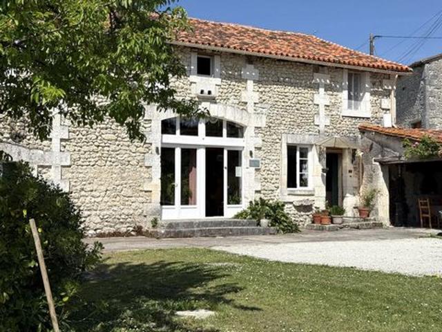 Maison vente à Nanteuil-Auriac-de-Bourzac, Dordogne