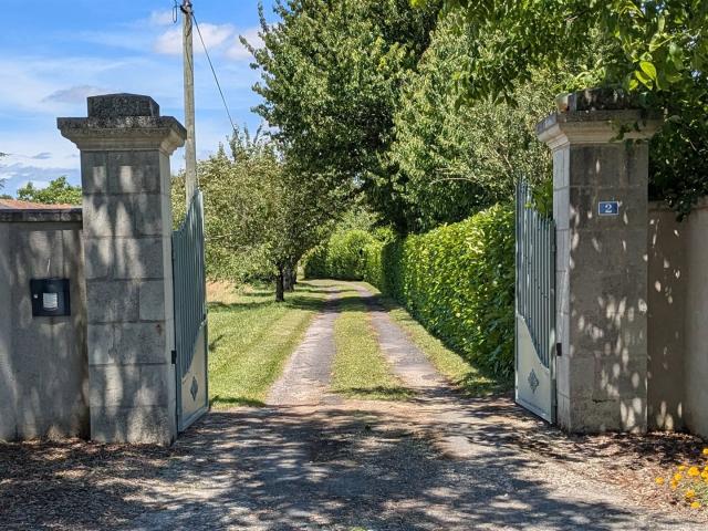 Maison vente à Châtellerault, Monts-sur-guesnes