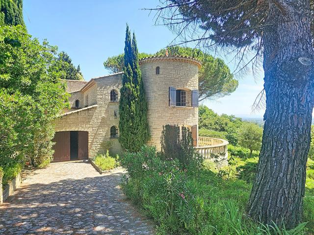 Maison vente à Nîmes, Les Angles