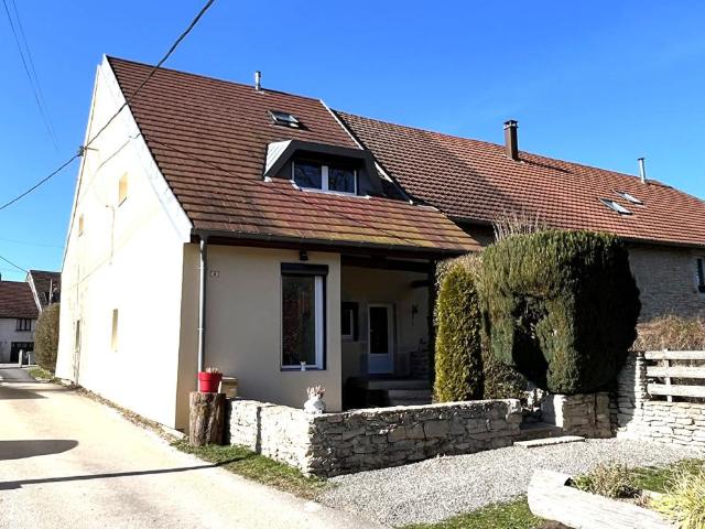 Maison vente à Lons-le-Saunier, Chavéria
