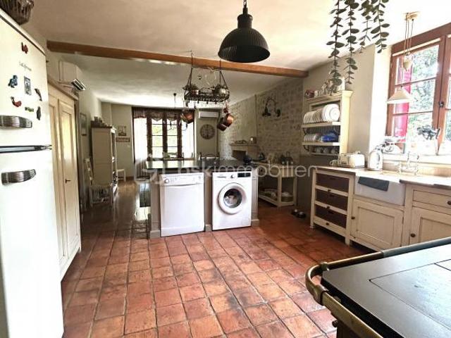 Maison vente à Confolens, Saint-gourson