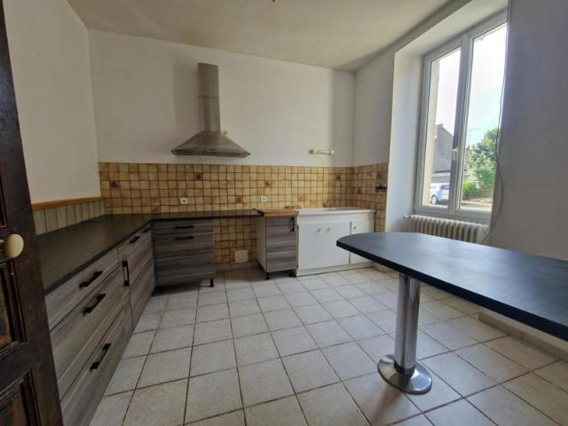 Maison vente à La Châtre, Montlevicq