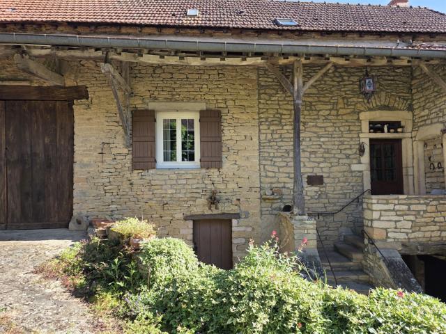 Maison vente à Mâcon, Tournus