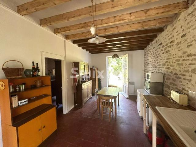 Maison vente à Avallon, Island