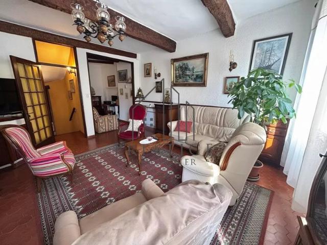 Maison vente à Marseille, Ceyreste