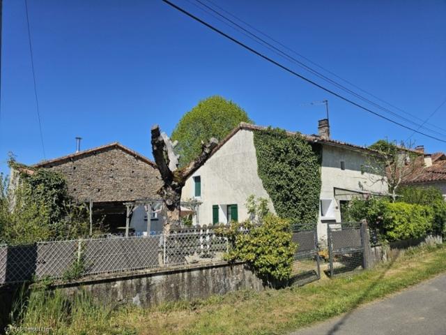Maison vente à Confolens, Nanteuil-en-vallée