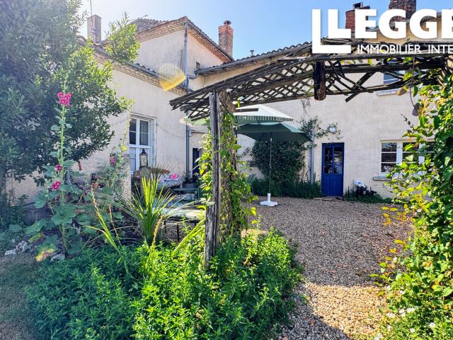 Maison vente à Angoulême, Salles-lavalette