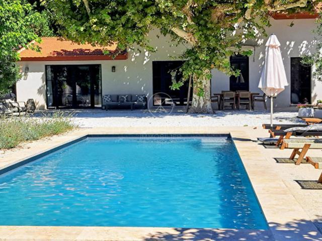 Maison vente à Arles, Maillane