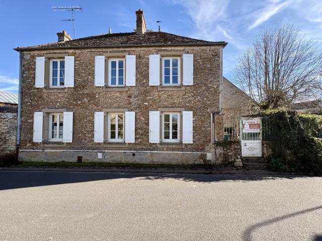 Maison vente à Fontainebleau, Saint-sauveur-sur-ecole