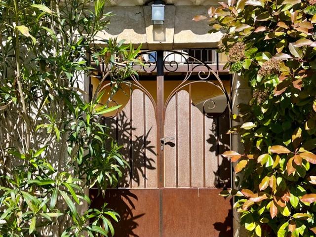 Maison vente à Nîmes, Lussan