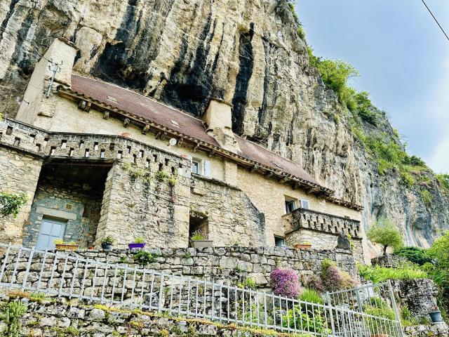 Maison vente à Cahors, Cabrerets