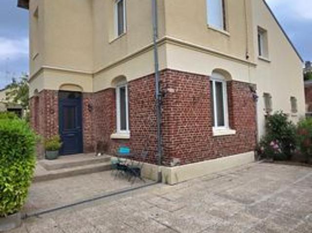 Villa vente à Saint-Quentin, Saint-quentin