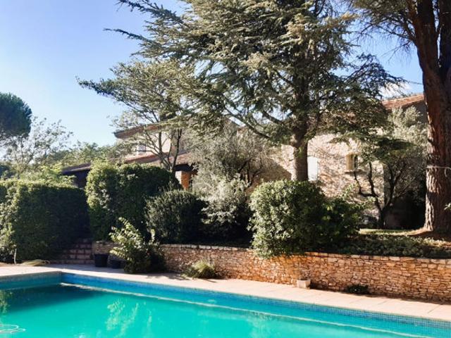Maison vente à Aix-en-Provence, Châteauneuf-le-rouge