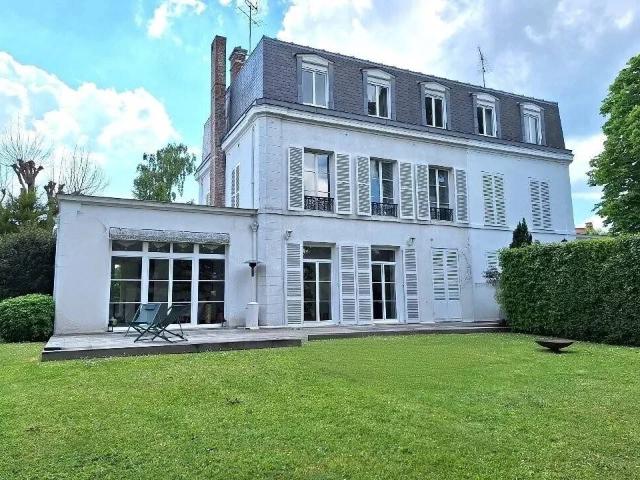 Maison vente à Bougival
