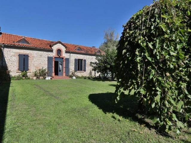 Maison vente à Tarbes, Occitanie