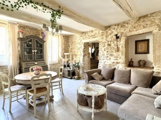 Maison vente à Carpentras, Courthézon