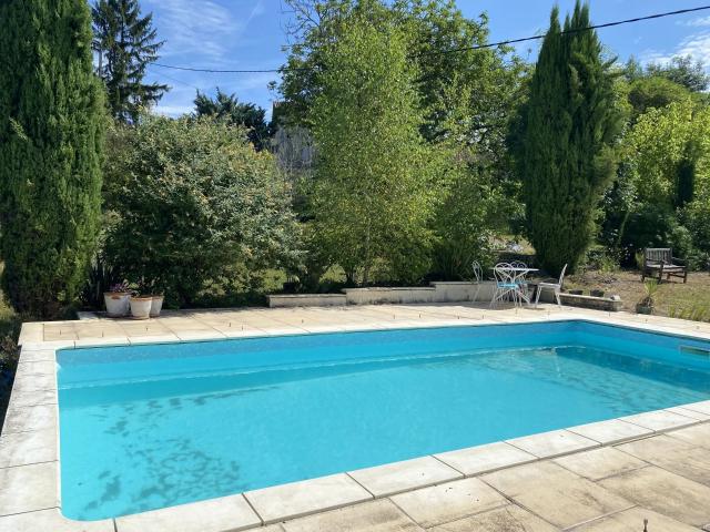 Maison vente à Périgueux, Comberanche-et-epeluche