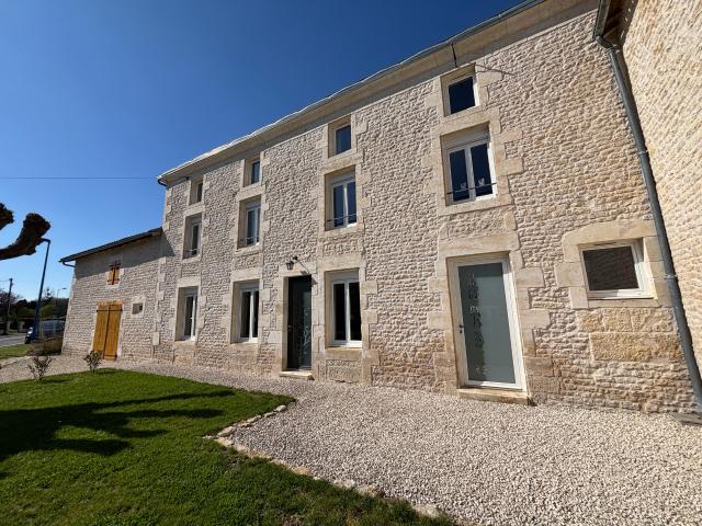 Maison vente à Niort, Brioux-sur-boutonne