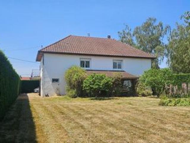Villa vente à Louhans-Châteaurenaud, Pierre-de-bresse