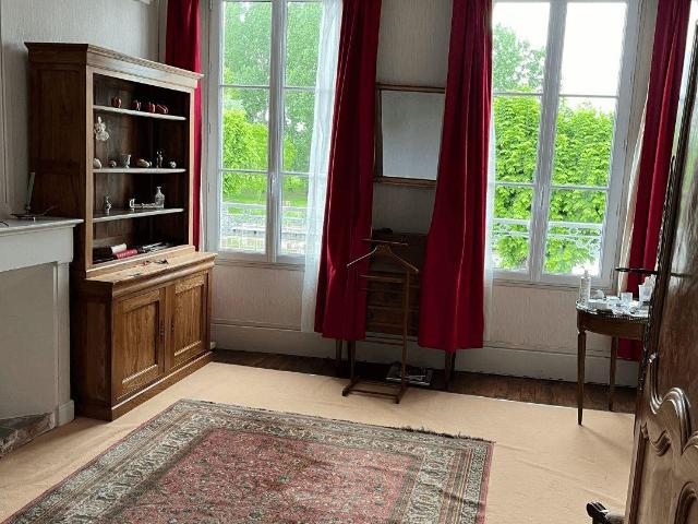 Maison location à Saint-Jean-d'Angély, Saint-savinien