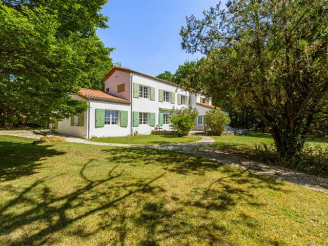 Maison vente à Rochefort, Nouvelle-Aquitaine