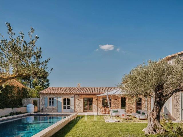 Maison vente à Arles, Eygalières